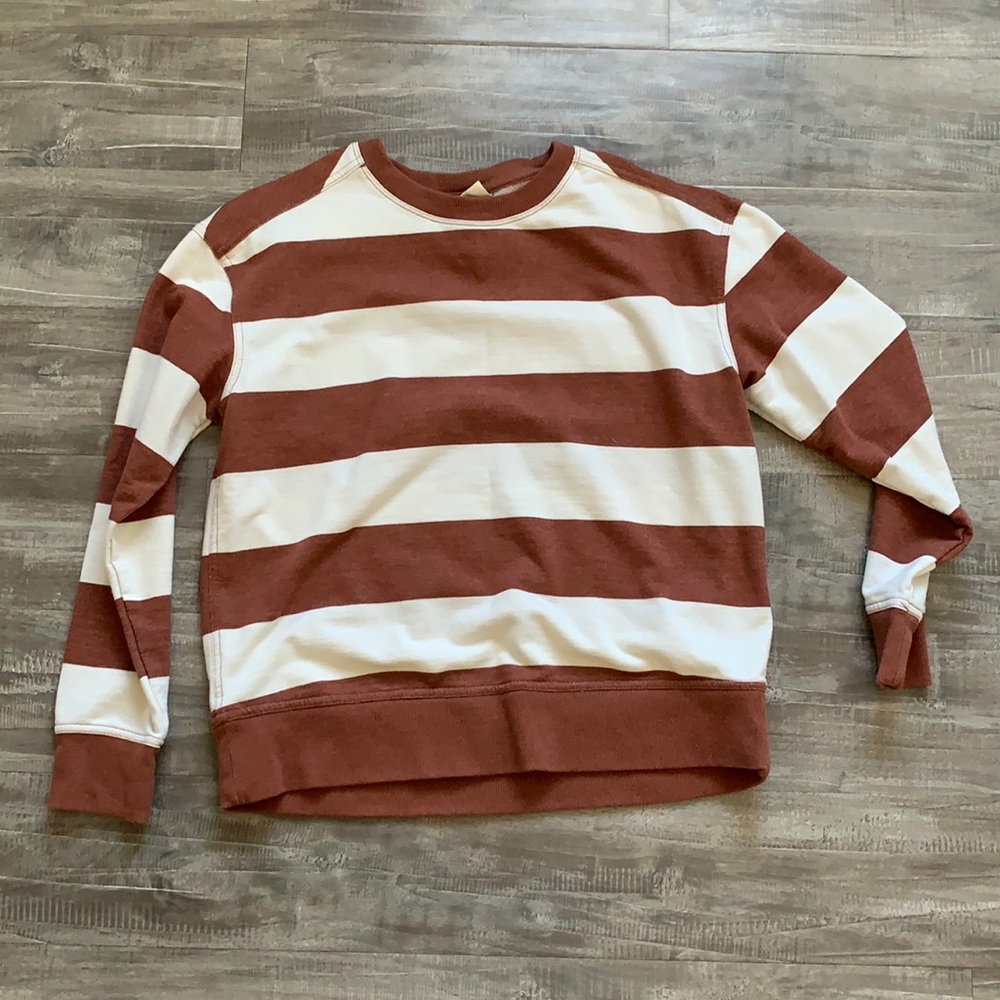 Universal thread long sleeve!